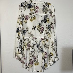 Torrid size 2 Floral Blouse